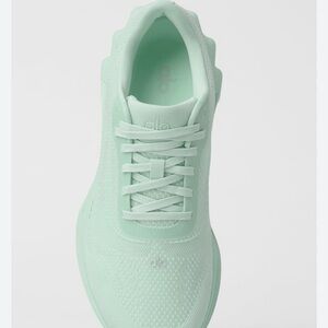 ALO Yoga Mint Green Lightweight Training Sneaker